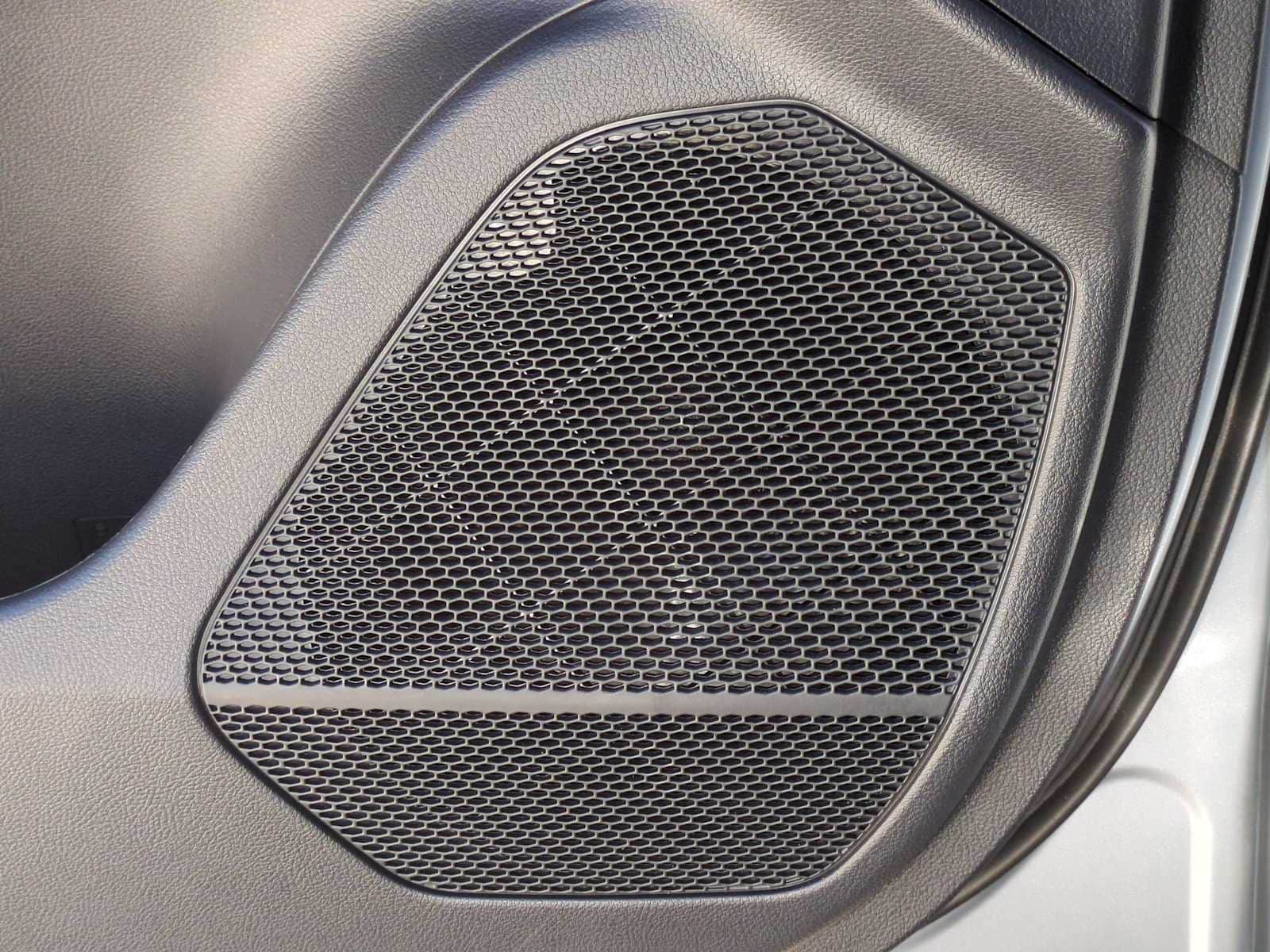 Thumbnail: 2023 Lexus RX - 31