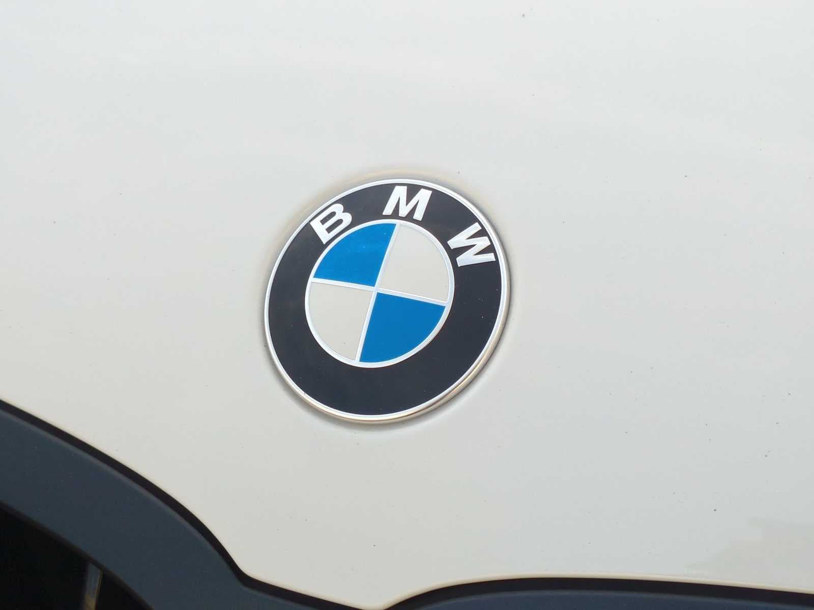 Thumbnail: 2026 BMW 8 Series - 12