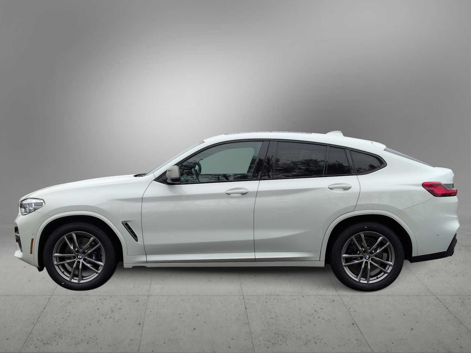 Thumbnail: 2021 BMW X4 - 5