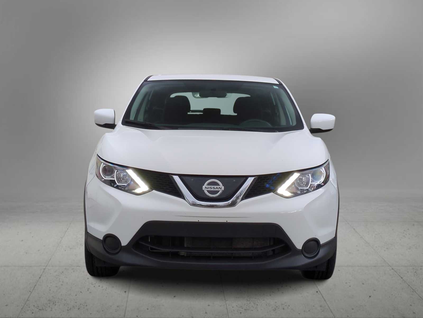 Thumbnail: 2019 Nissan Rogue Sport - 3