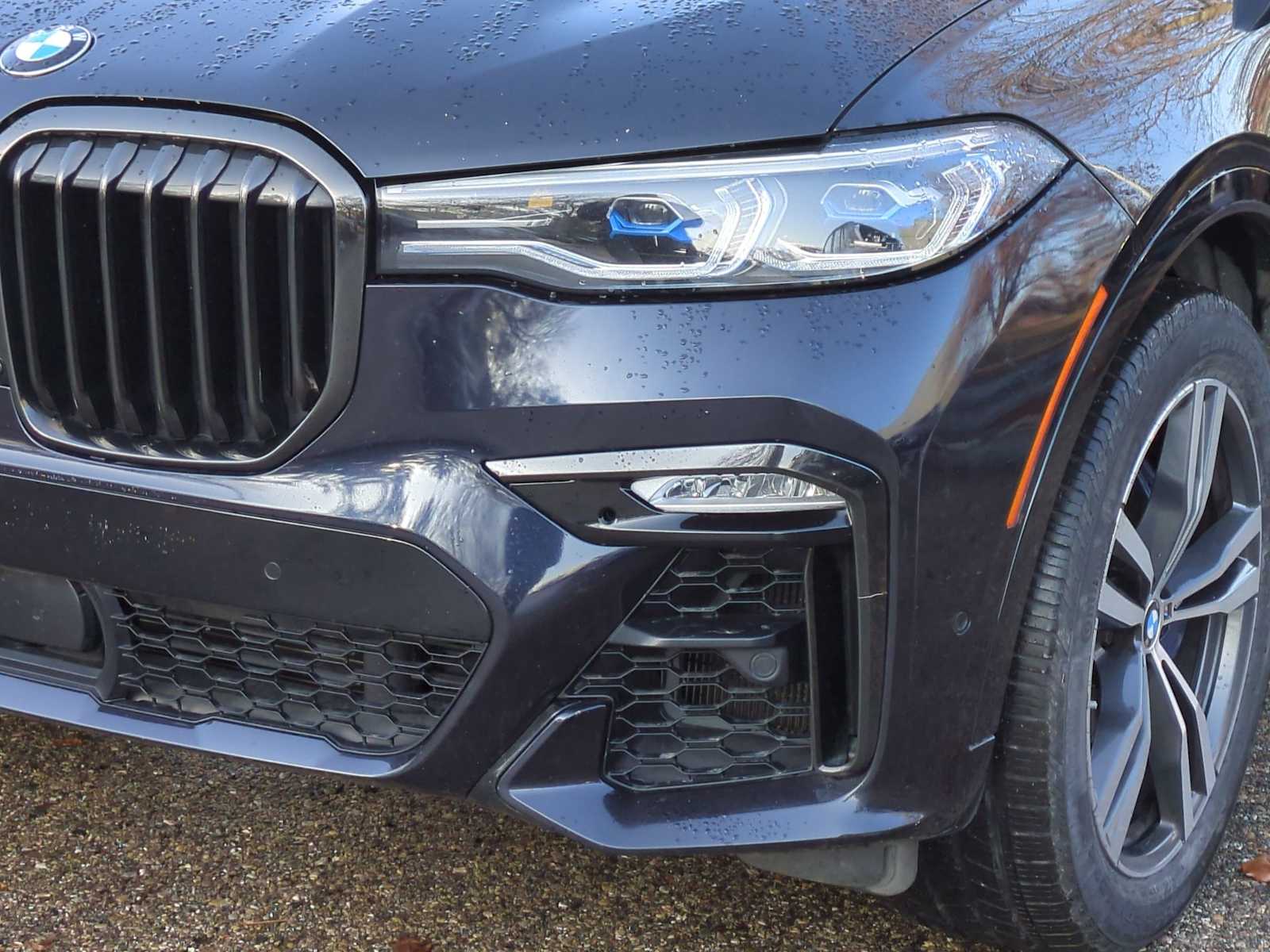Thumbnail: 2020 BMW X7 - 11
