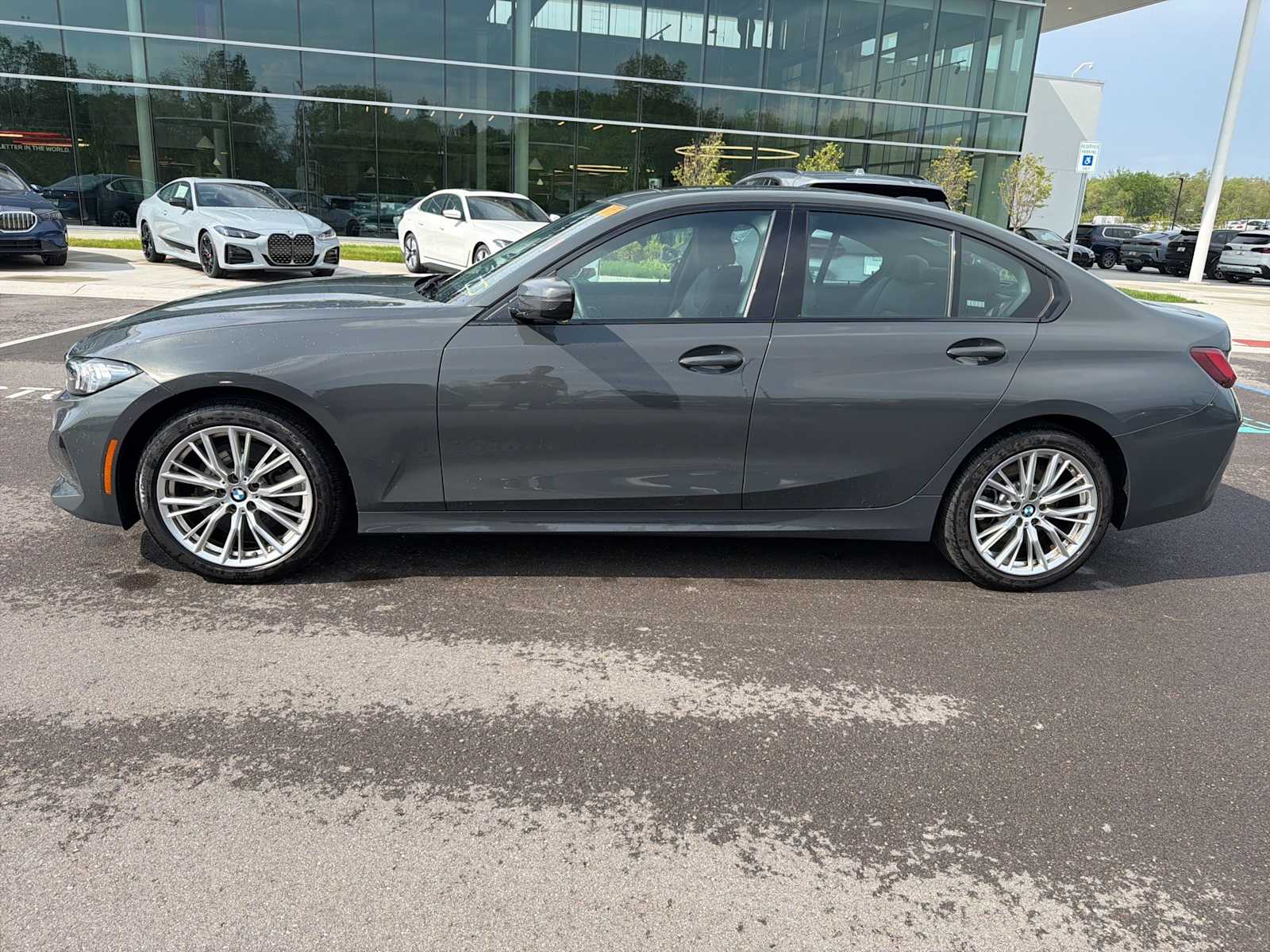 Thumbnail: 2023 BMW 3 Series - 5