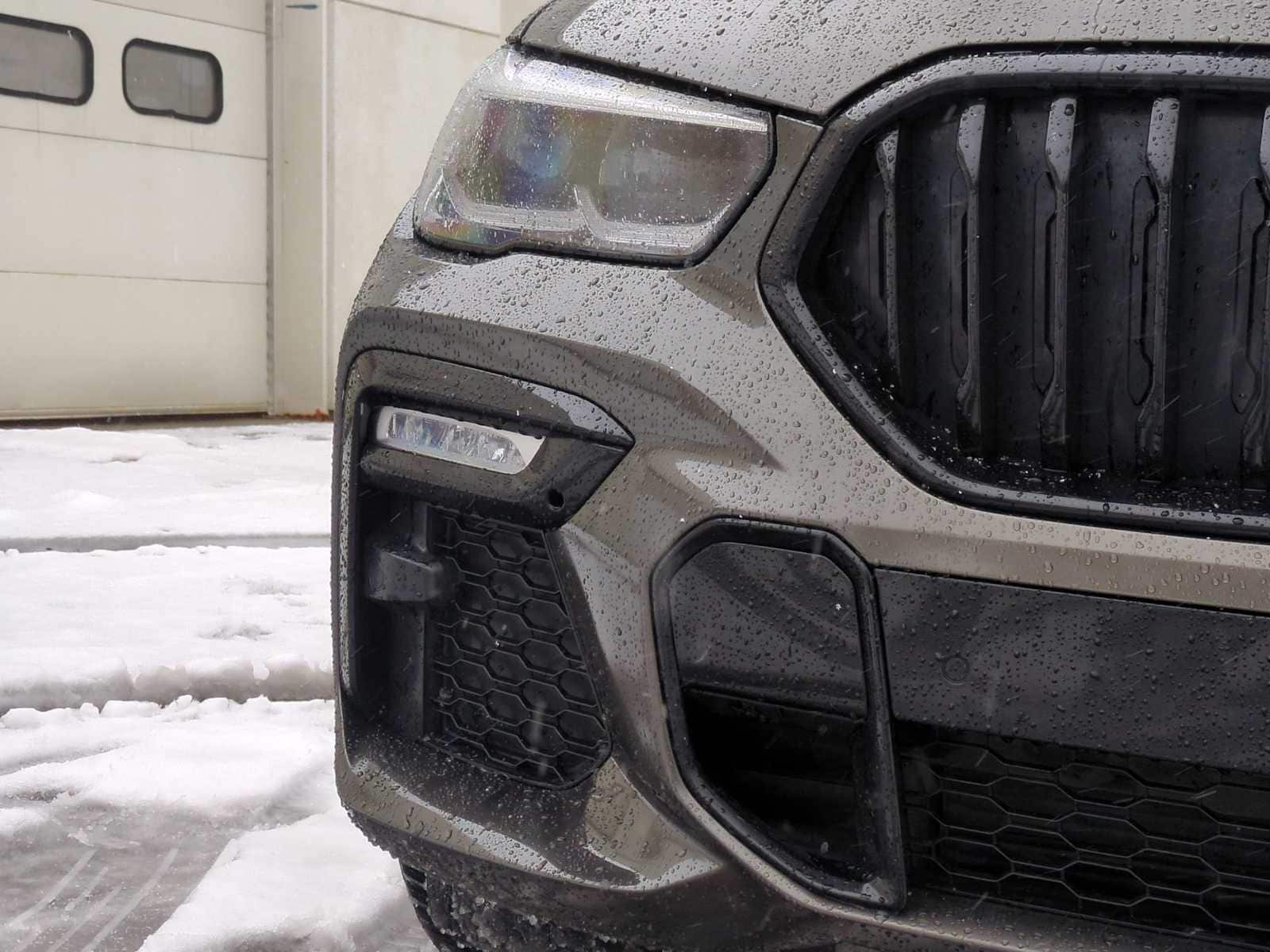 Thumbnail: 2021 BMW X6 - 11