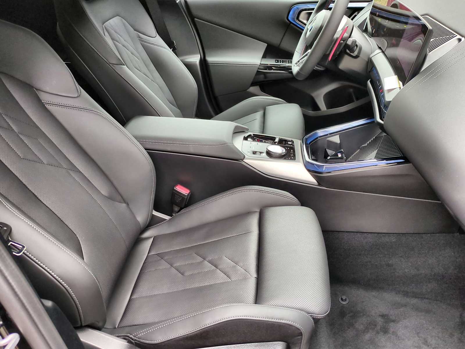 Thumbnail: 2026 BMW X3 - 23