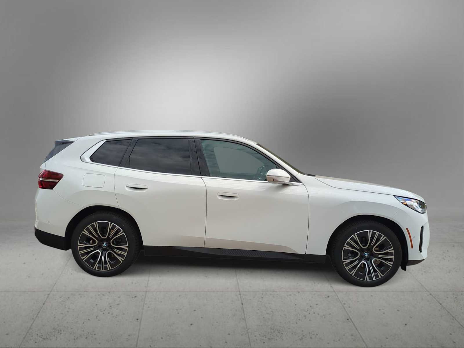 Thumbnail: 2026 BMW X3 - 9