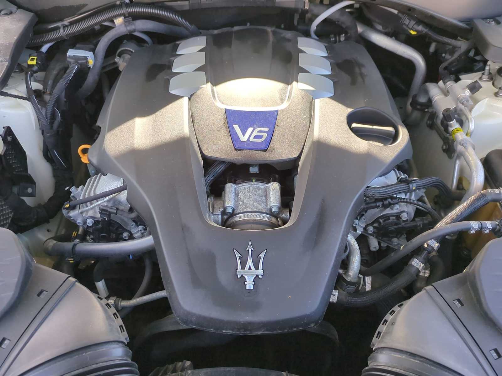 Thumbnail: 2019 Maserati Levante - 15