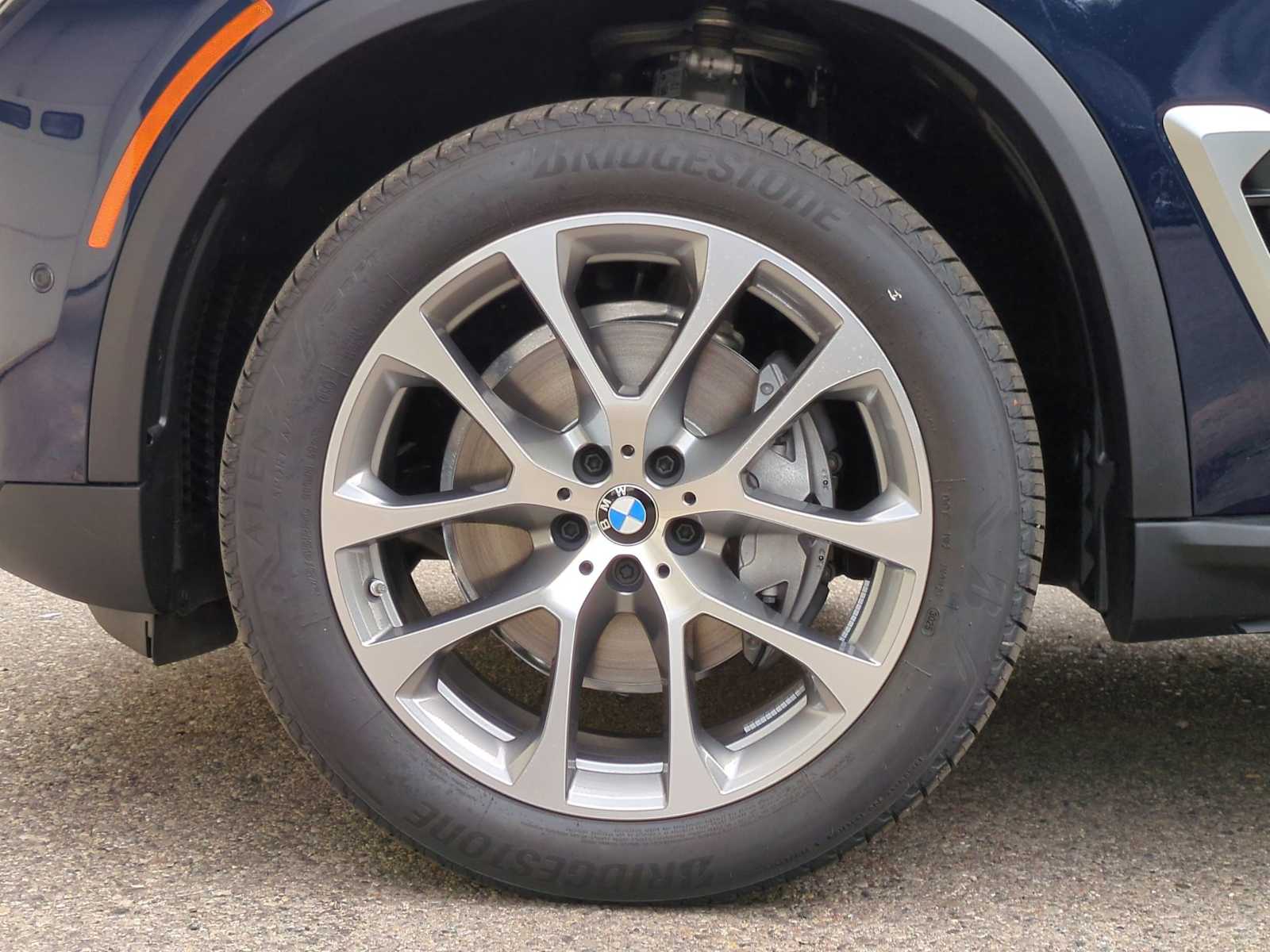 Thumbnail: 2026 BMW X5 - 14