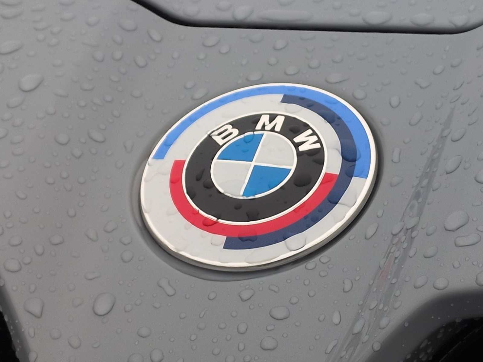 Thumbnail: 2023 BMW M4 - 18