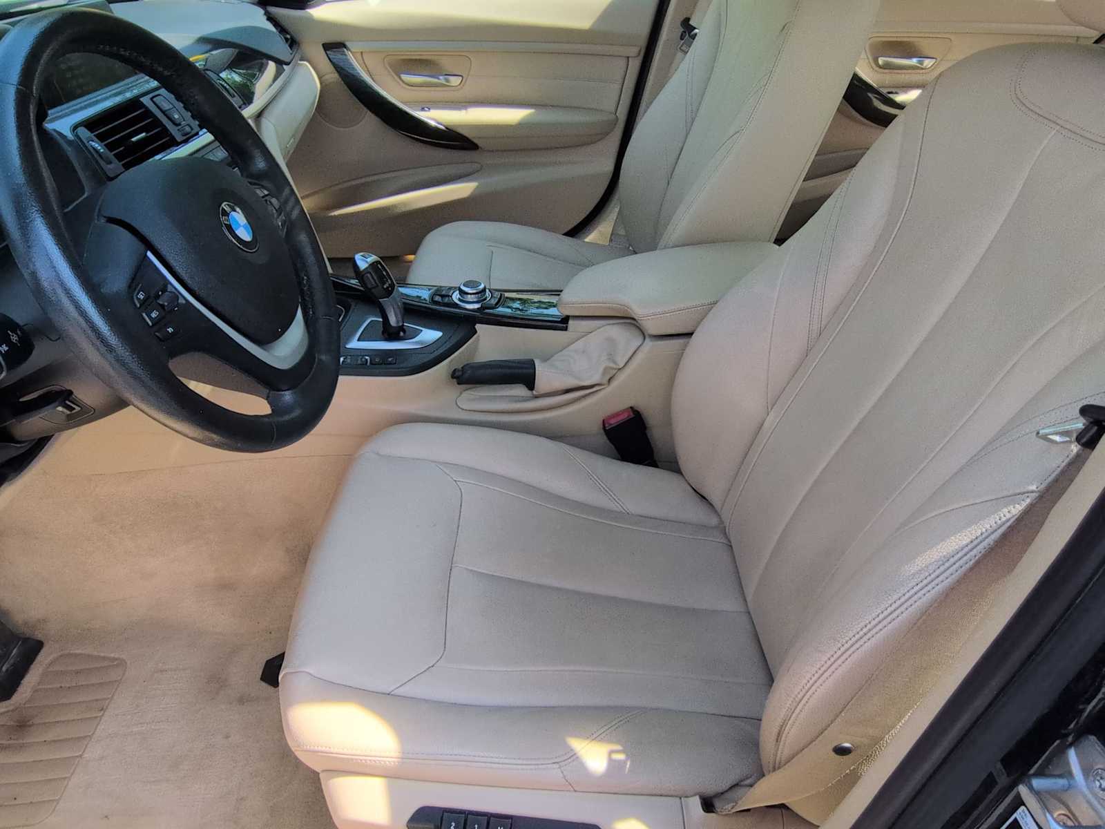Thumbnail: 2013 BMW 3 Series - 17