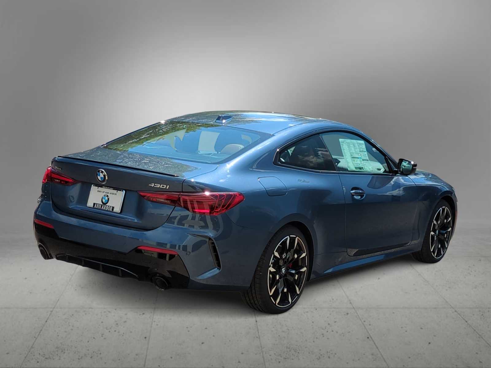 Thumbnail: 2026 BMW 4 Series - 8