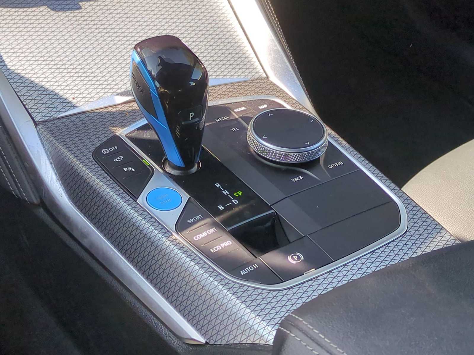 Thumbnail: 2023 BMW i4 - 33
