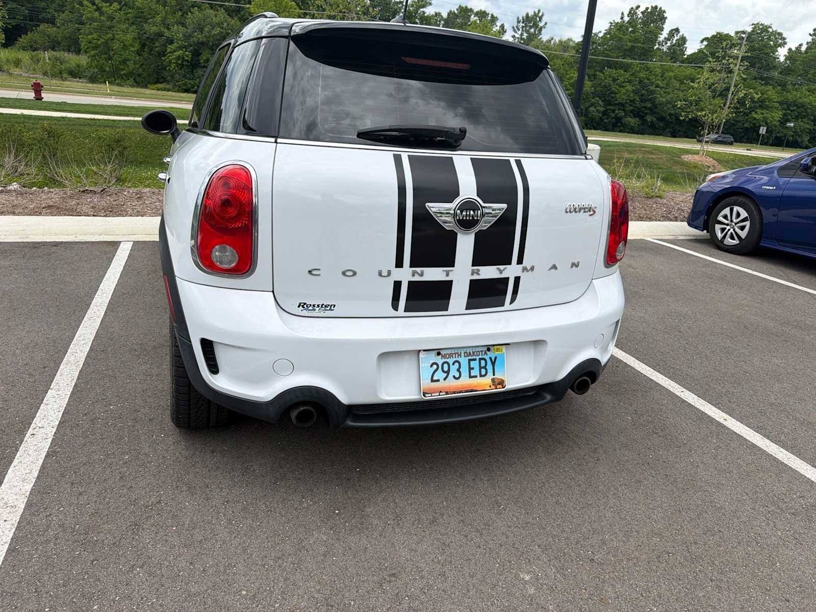 Thumbnail: 2014 MINI Cooper Countryman - 25