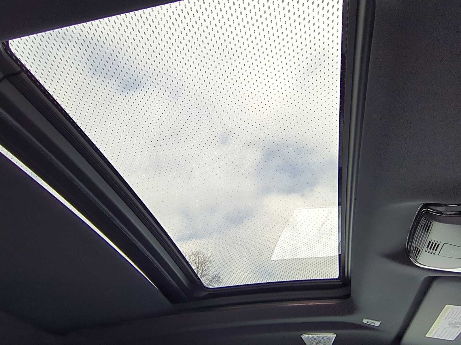 Thumbnail: 2026 BMW X6 - 22