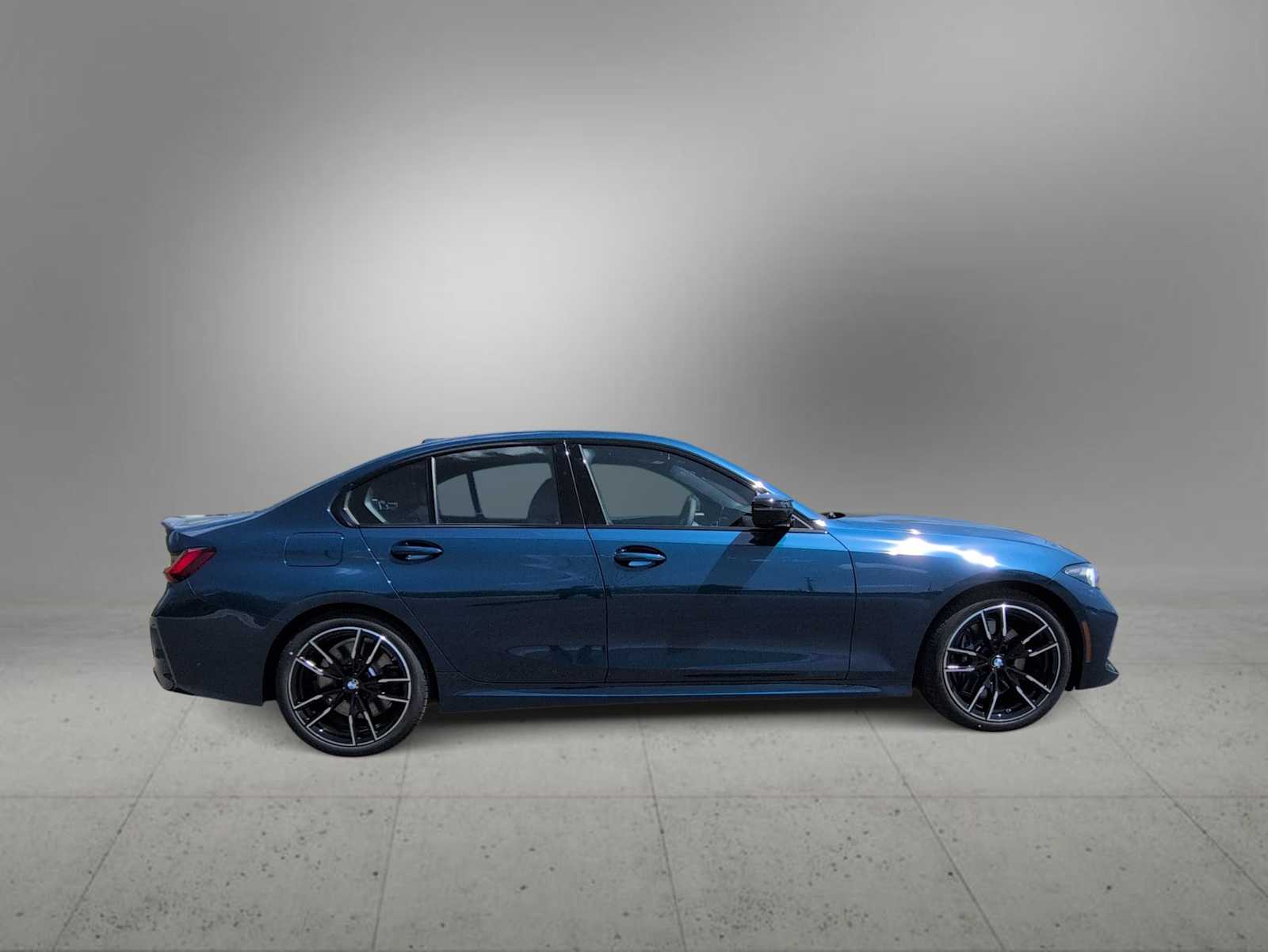 Thumbnail: 2026 BMW 3 Series - 9