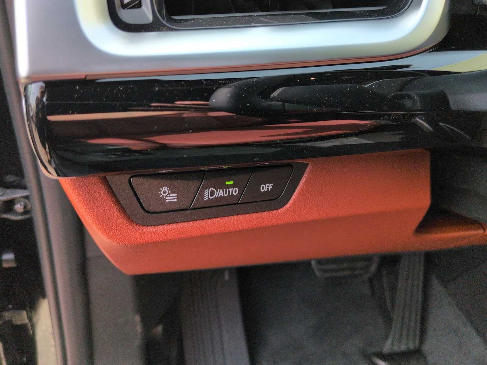 Thumbnail: 2026 BMW X1 - 18