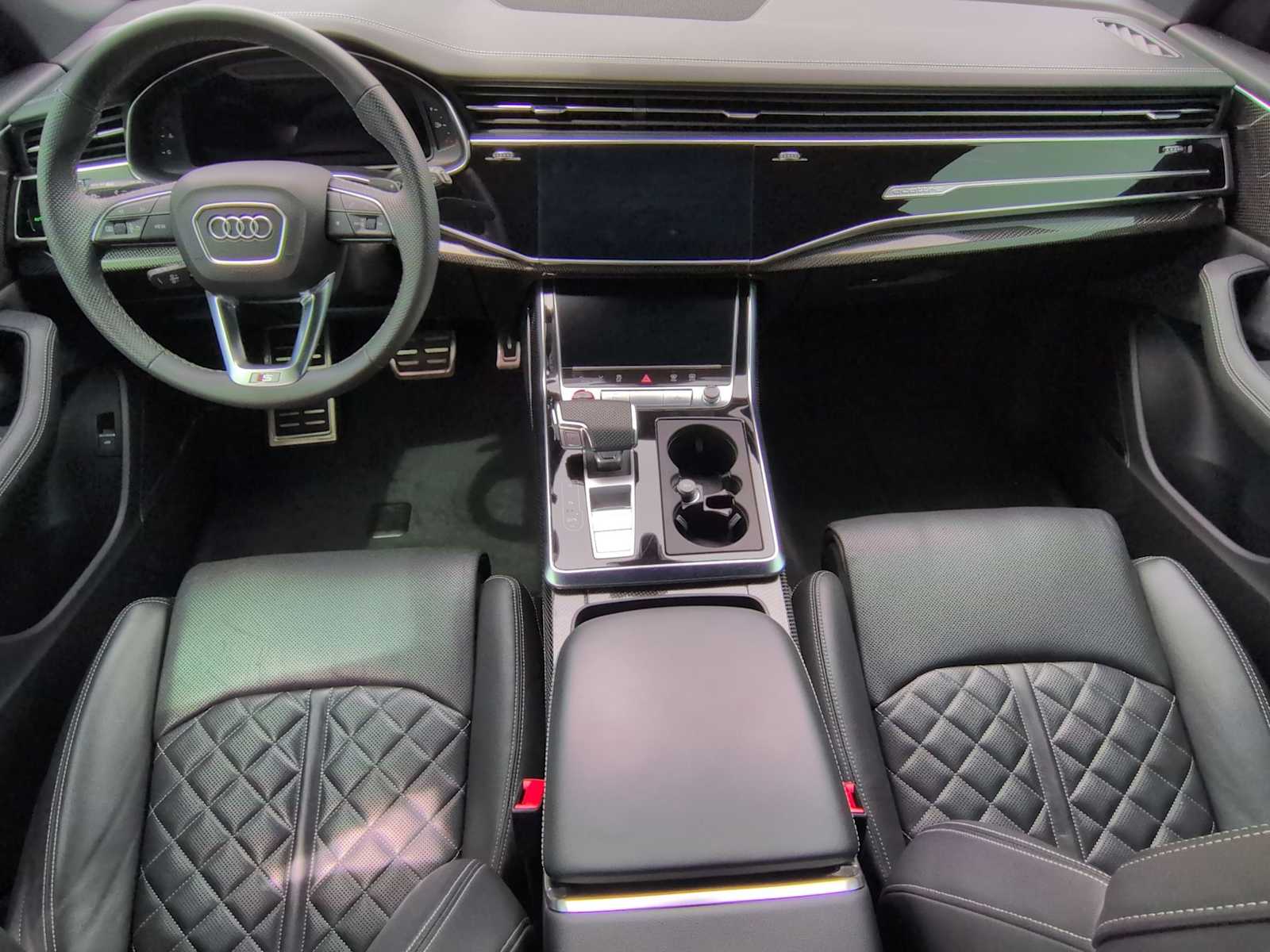 Thumbnail: 2023 Audi SQ8 - 15
