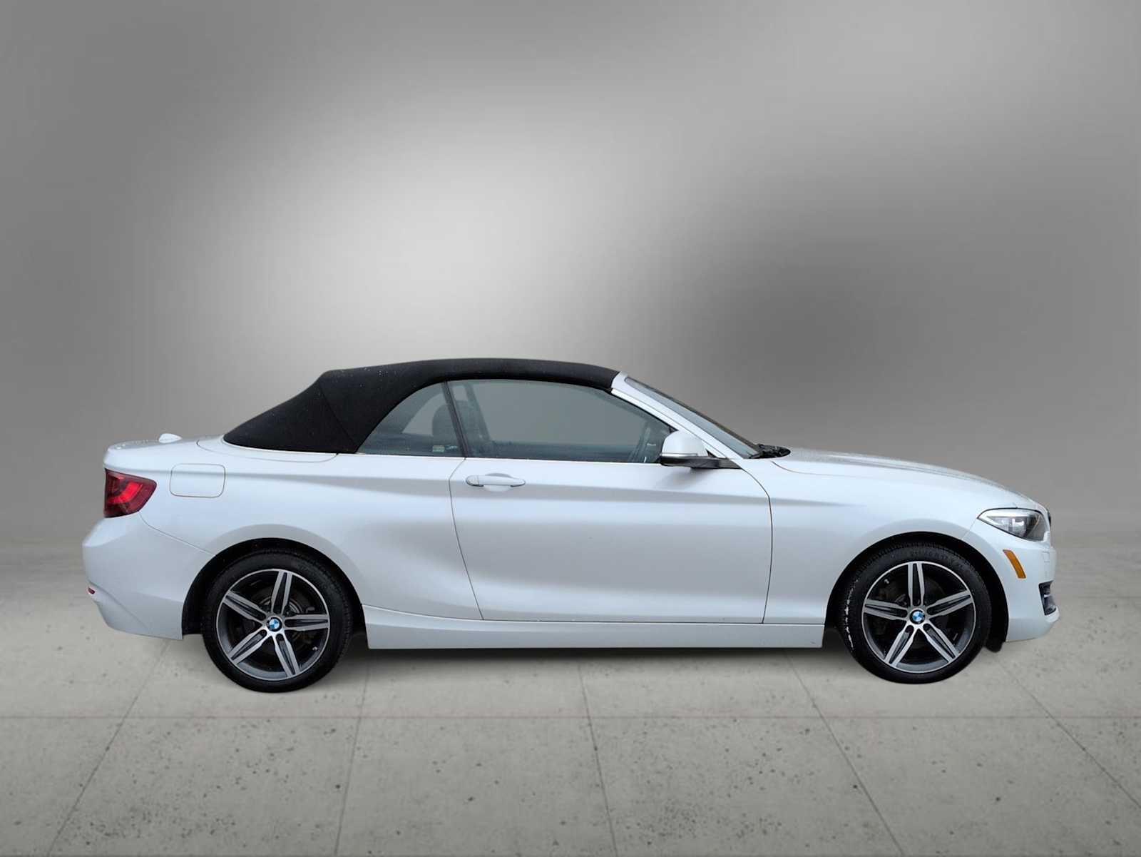 Thumbnail: 2017 BMW 2 Series - 9