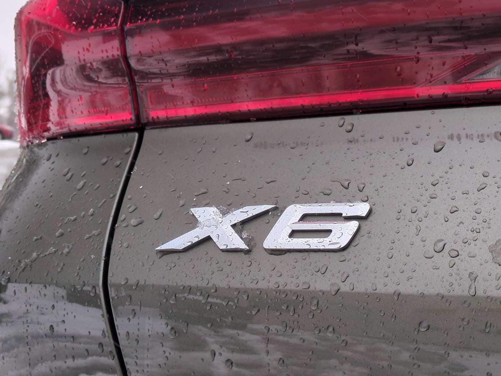 Thumbnail: 2021 BMW X6 - 13