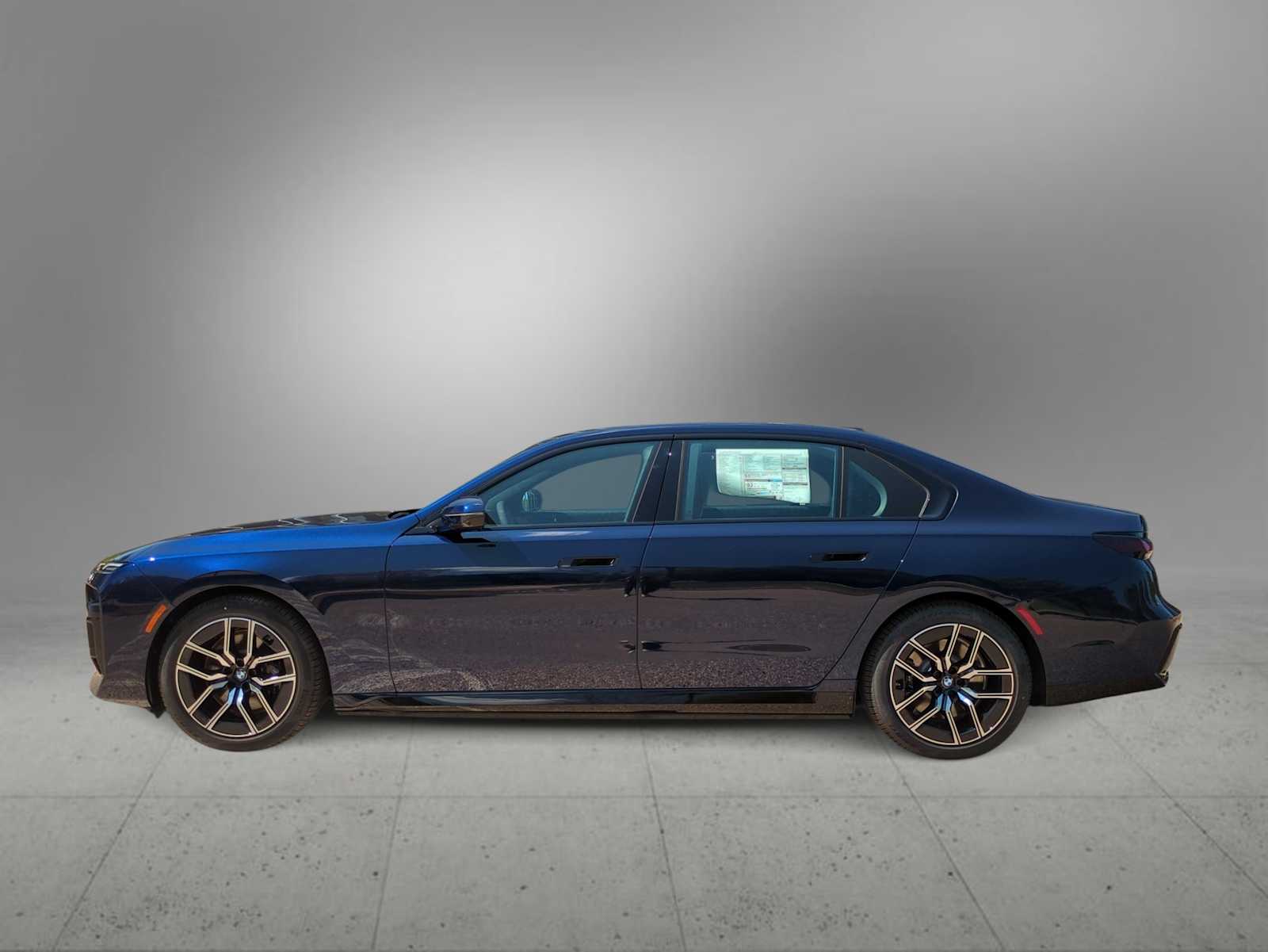 Thumbnail: 2026 BMW i7 - 5