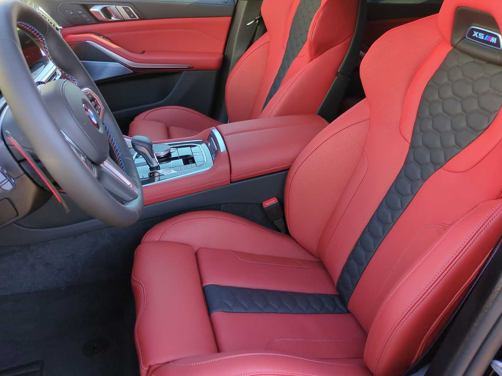 Thumbnail: 2026 BMW X5 - 16