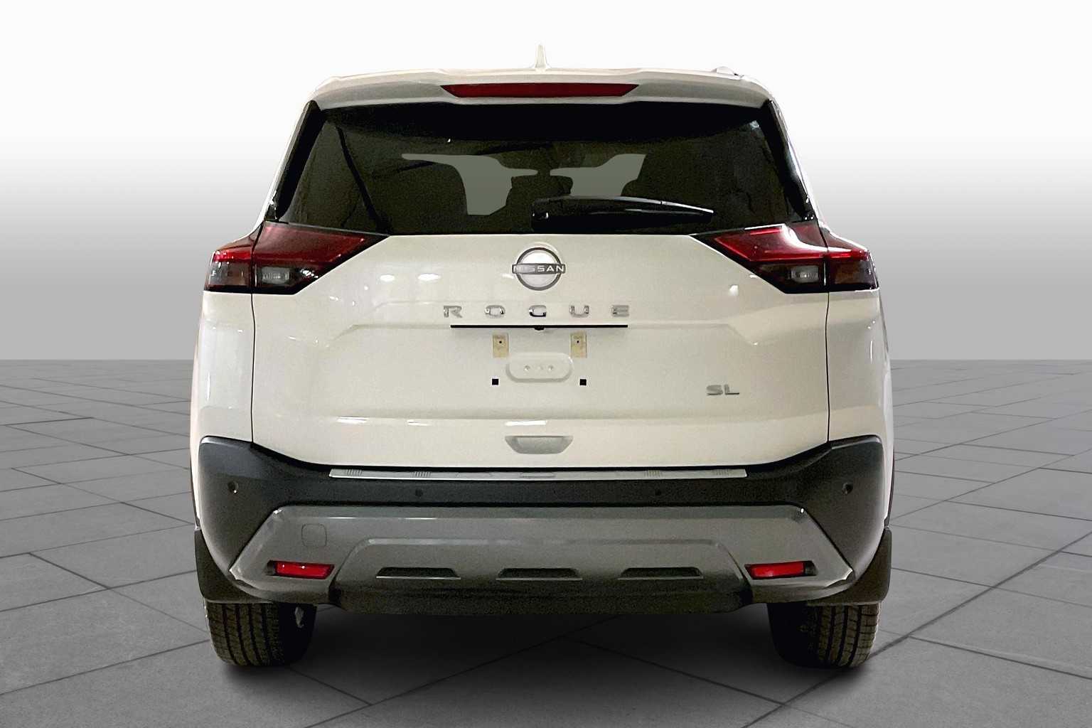 2023 Nissan Rogue SL photo 3