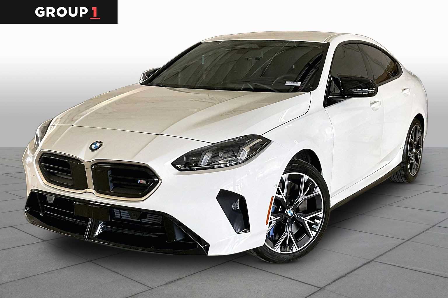 2025 BMW 2 Series M235
