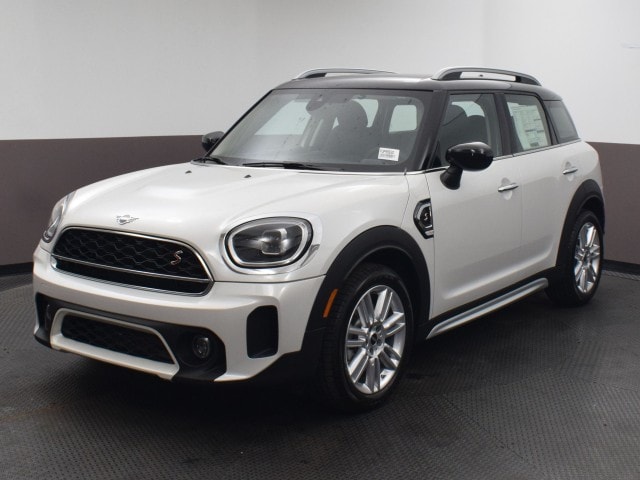 2023 MINI Countryman S's photo