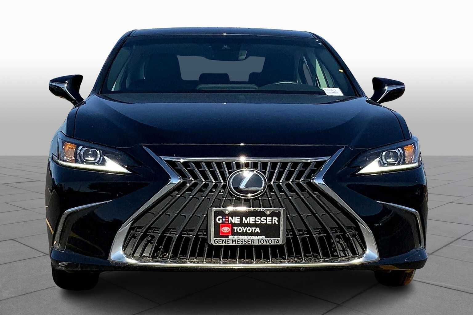 2023 Lexus ES 350 photo 2