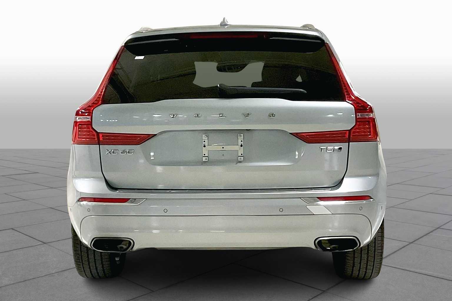 2018 Volvo XC60 Inscription photo 3