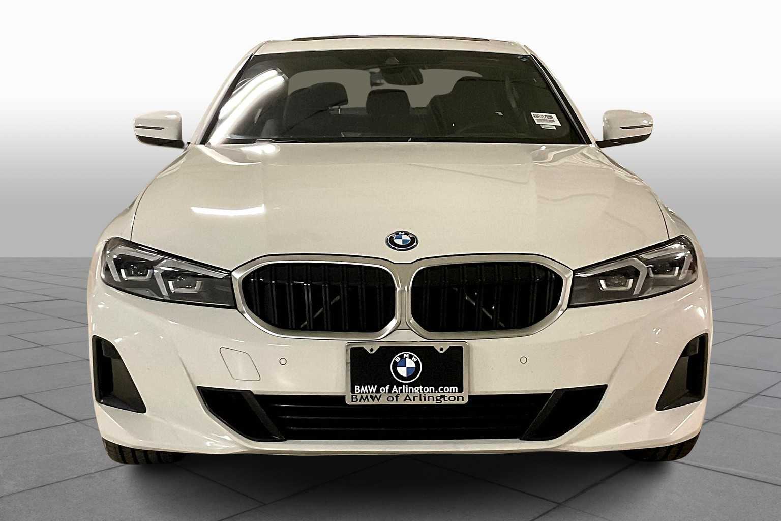 2024 Bmw 330e xDrive photo 2