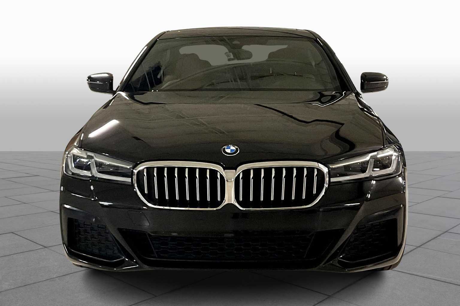 2022 Bmw 530i Sedan photo 2