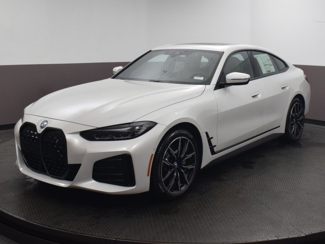 2022 BMW i4 Base's photo