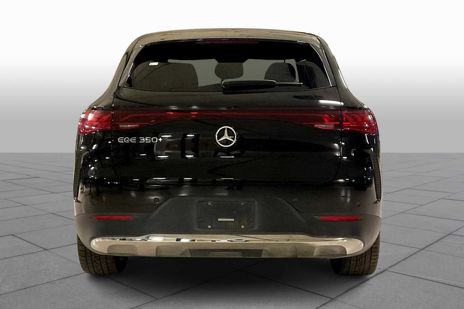 2023 Mercedes Benz EQE SUV 350 photo 3