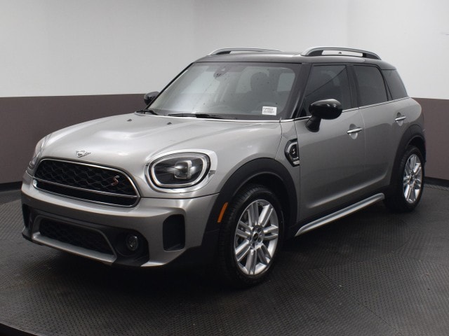 2023 MINI Countryman S's photo