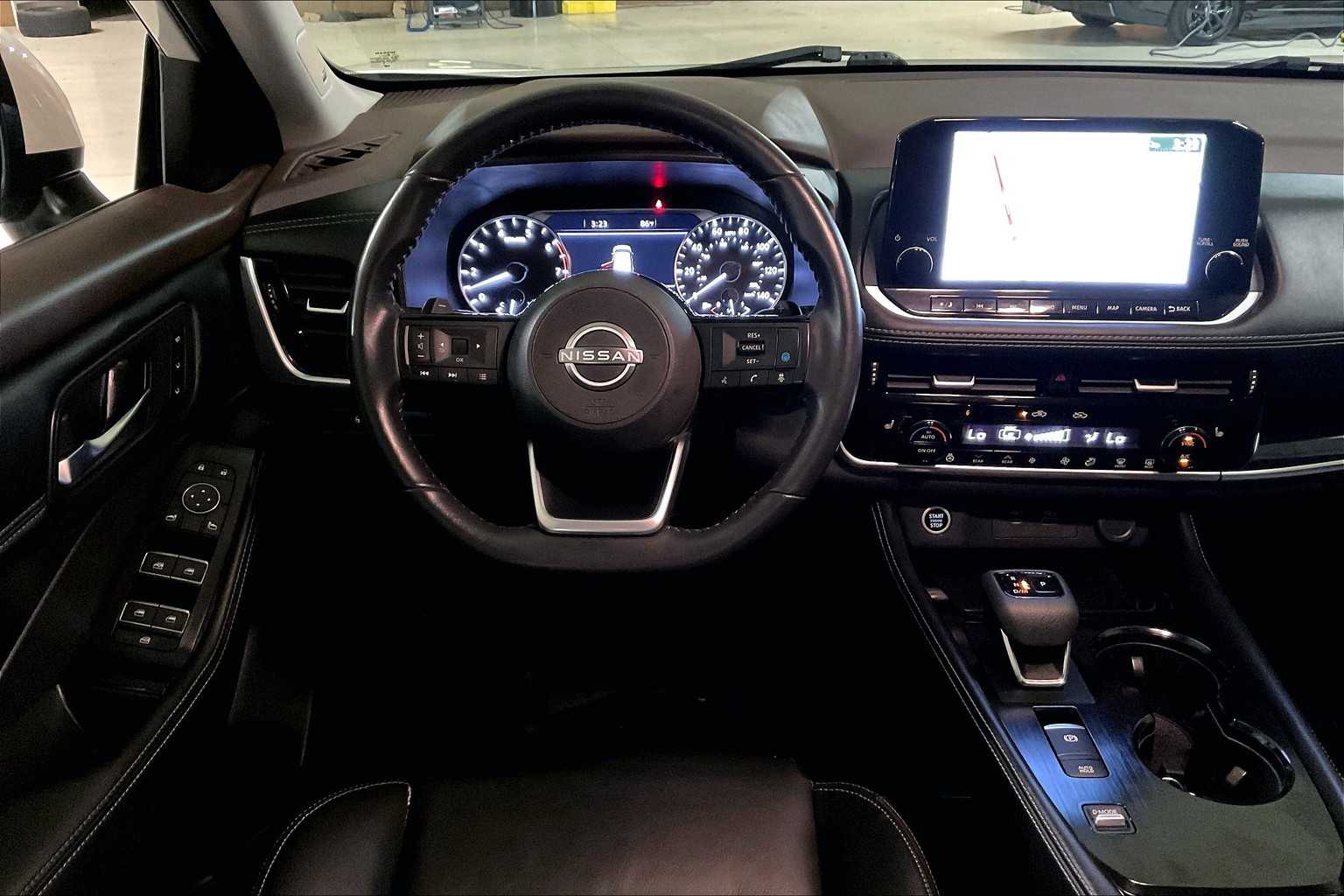 2023 Nissan Rogue SL photo 4