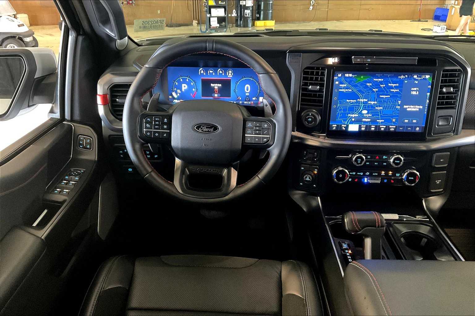 2025 Ford F-150 Raptor photo 4