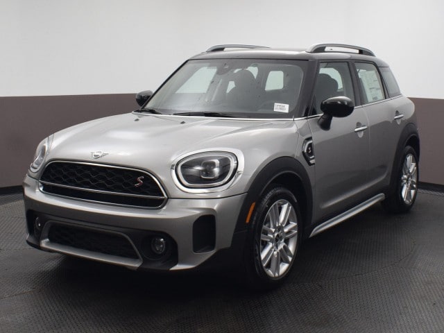 2023 MINI Countryman S's photo