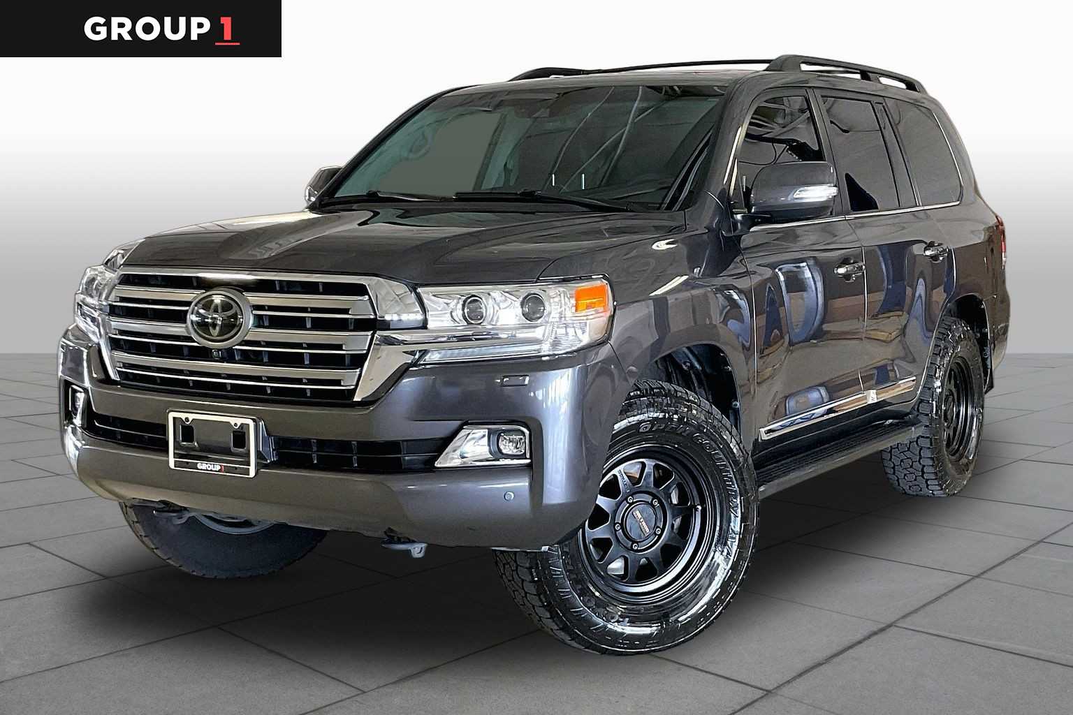 2018 Toyota Land Cruiser