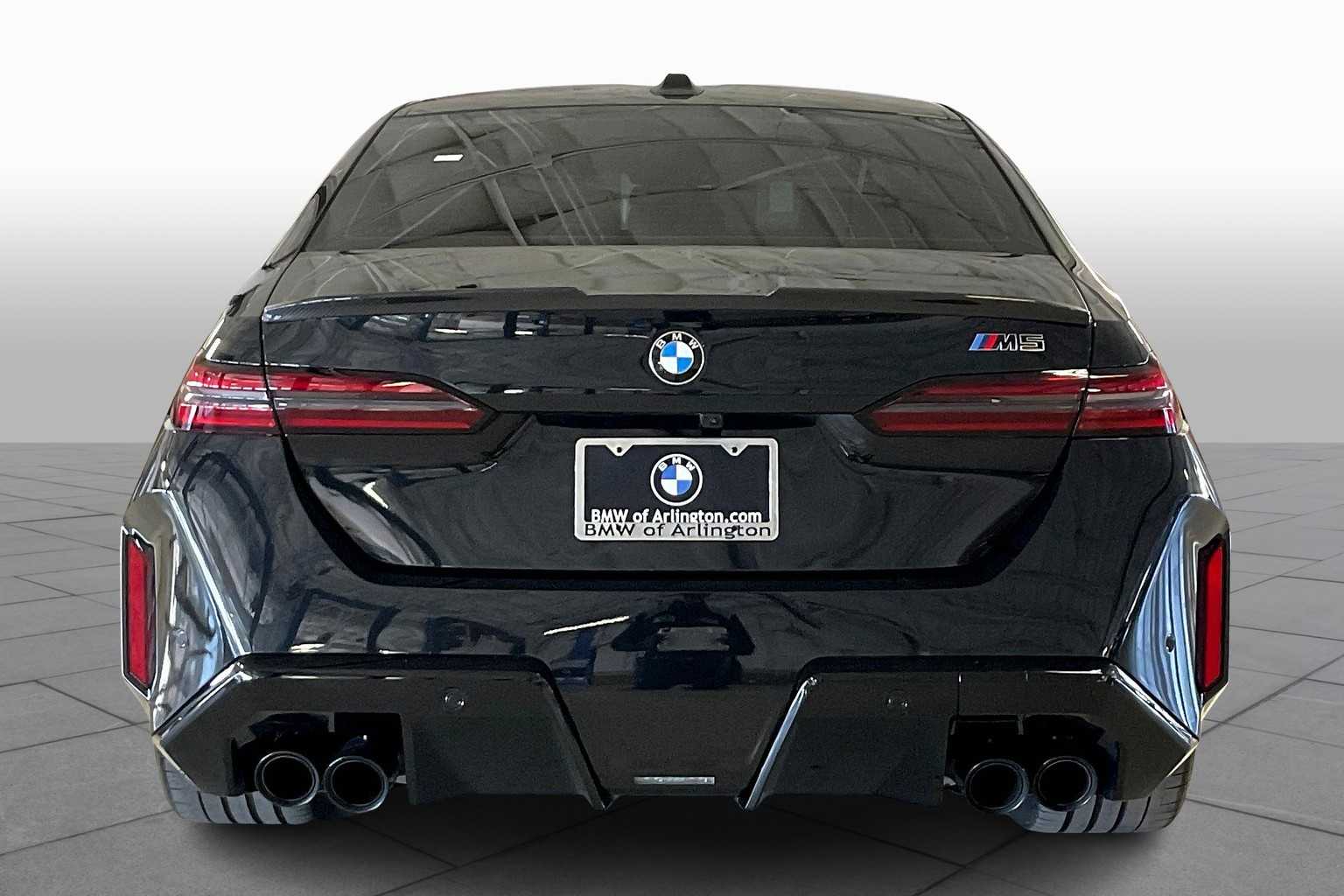 2025 Bmw M5 Sedan 5 photo 3