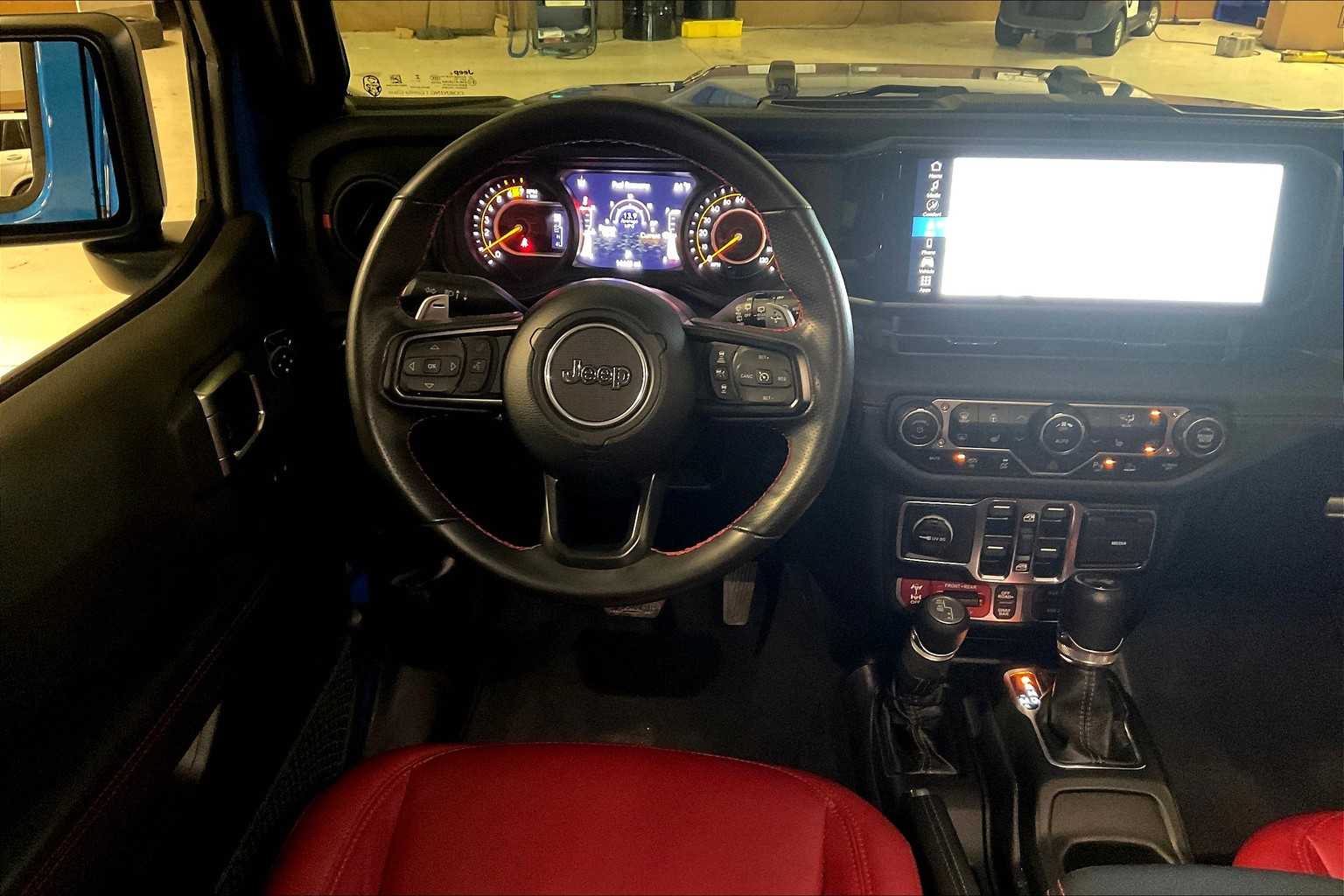 2024 Jeep Wrangler Rubicon 392 photo 4