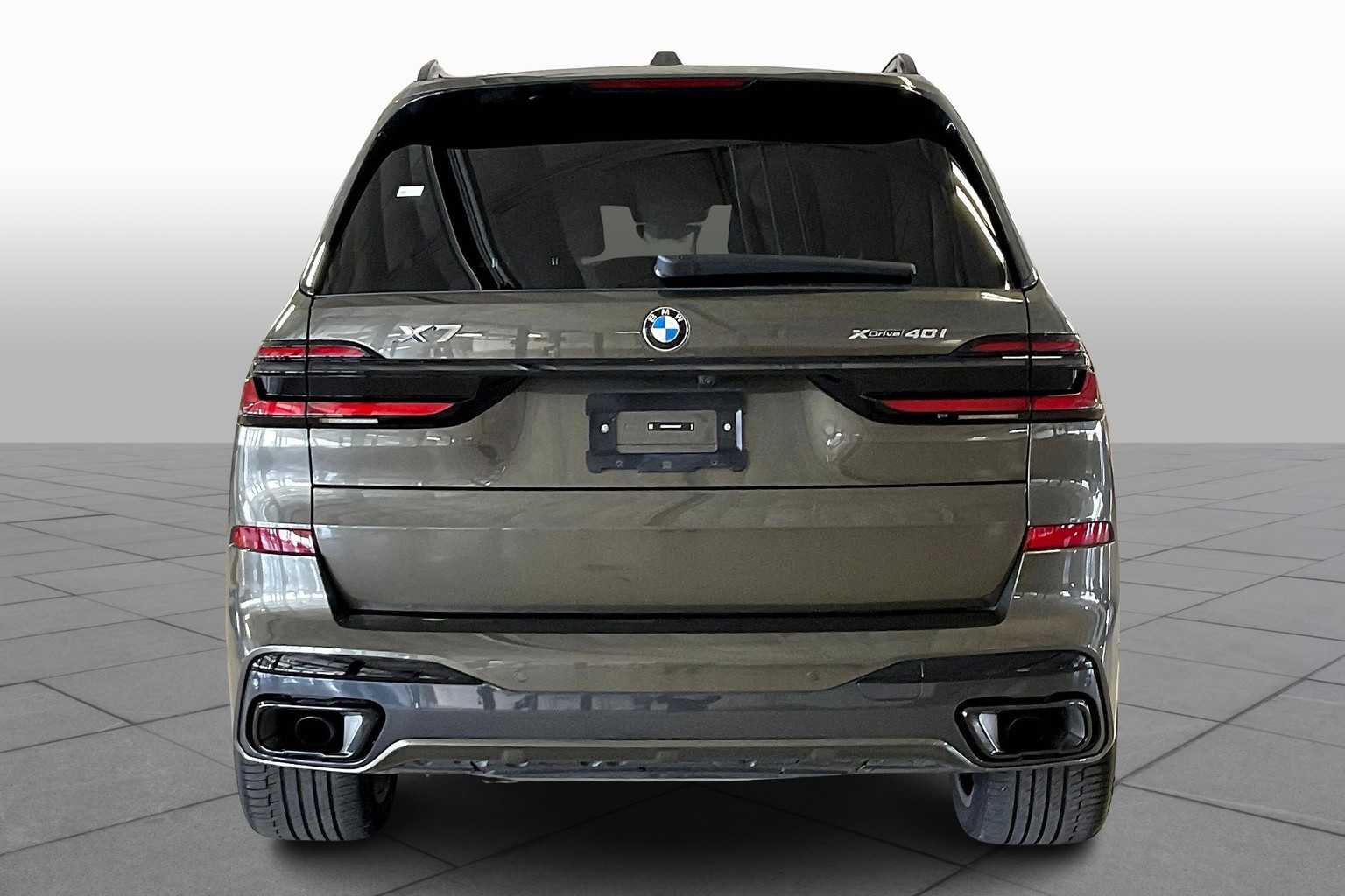 2025 Bmw X7 xDrive40i photo 3