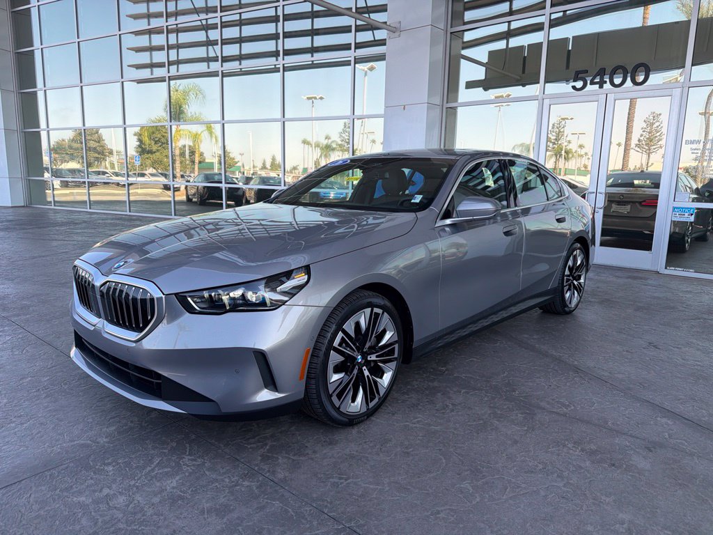 2026 BMW 5 Series 530i RWD