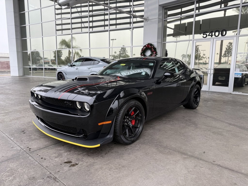 2023 Dodge Challenger R/T's photo