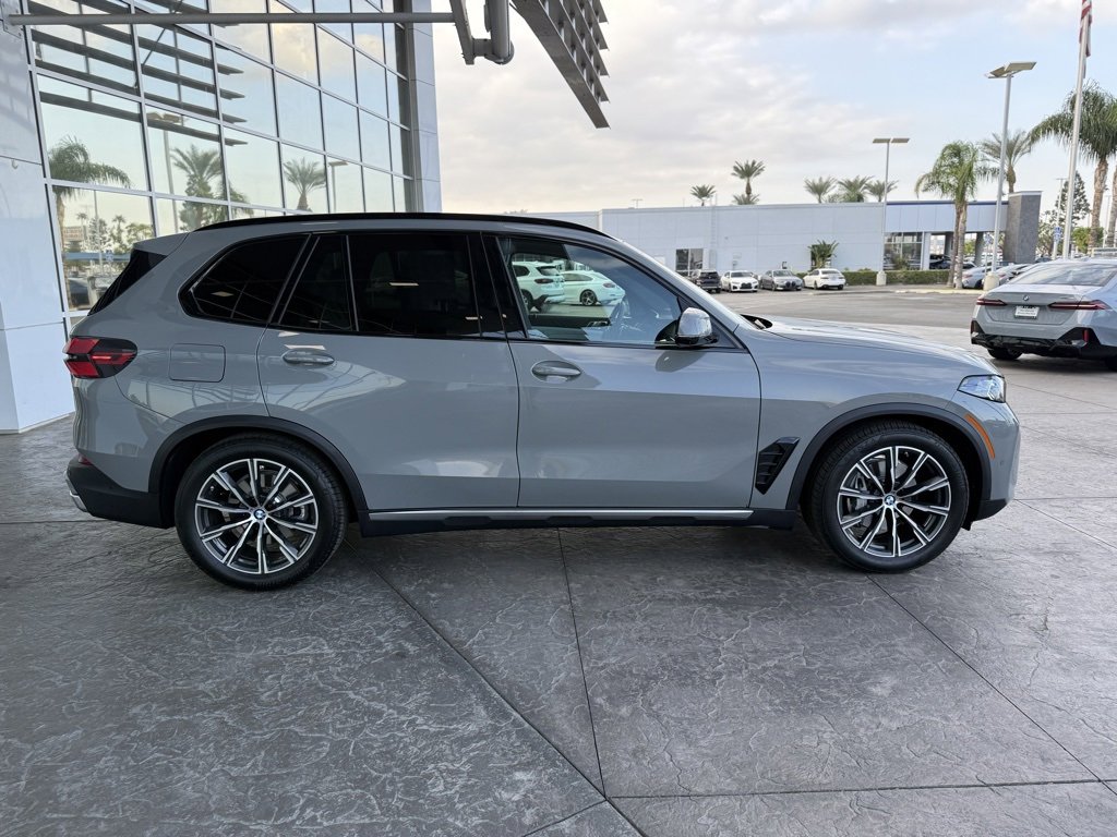 2025 Bmw X5 xDrive40i photo 3