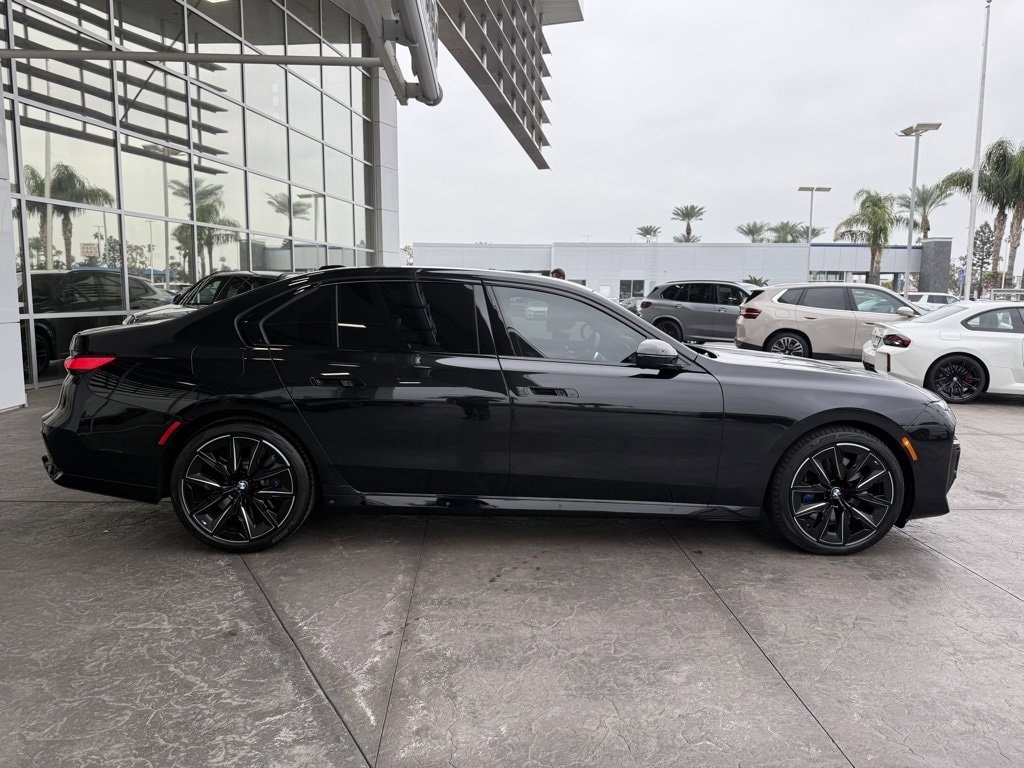 Used 2025 BMW 760i 760i xDrive Sedan