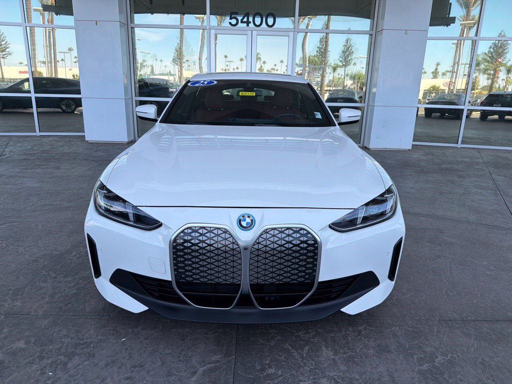 Used 2025 BMW i4 40 with VIN WBY23HD03SFU61233 for sale in Bakersfield, CA