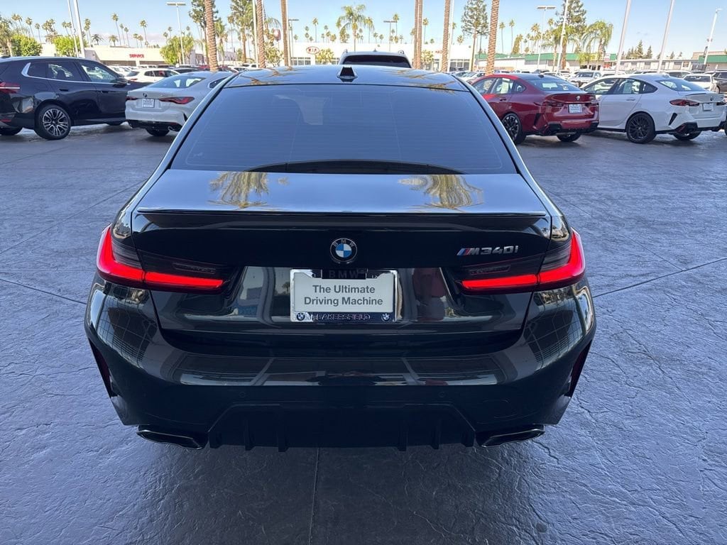 2023 BMW M340i M340i photo 4