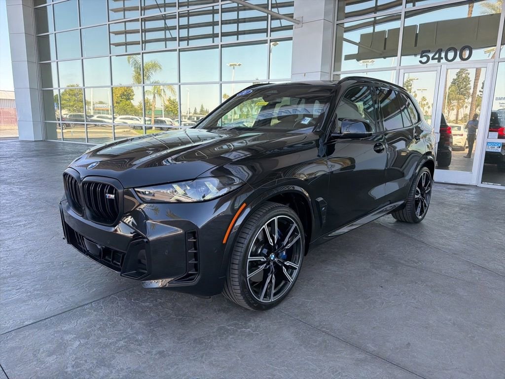 2024 BMW X5 M60i's photo