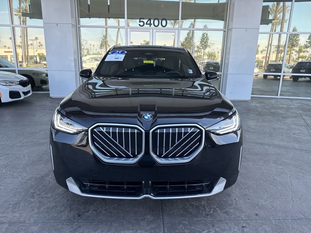 2025 BMW X3 30 xDrive photo 2