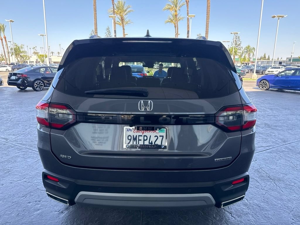Used 2024 Honda Pilot Touring SUV